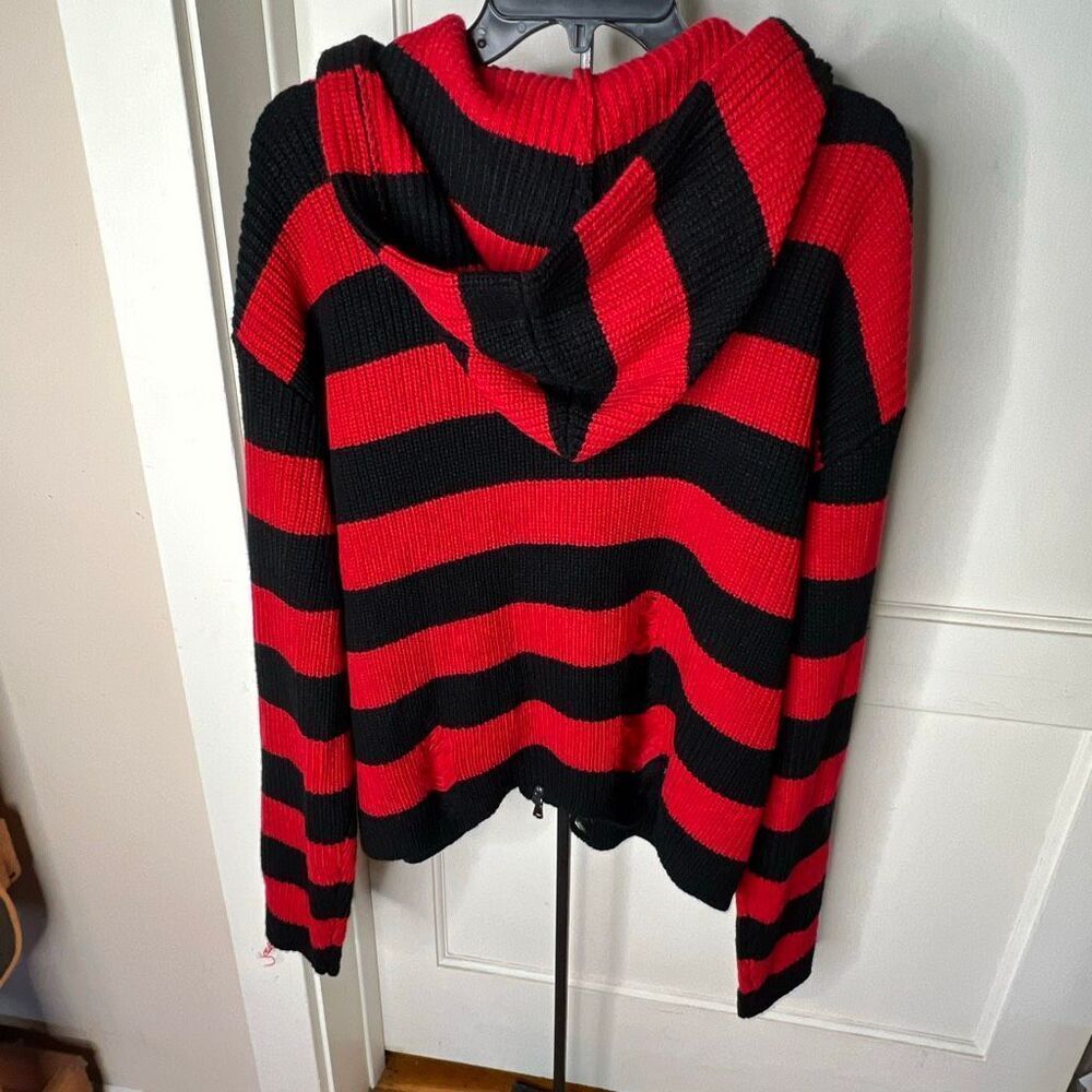 Hot Topic The Lost Boys Patch Distressed Knit Cro… - image 6